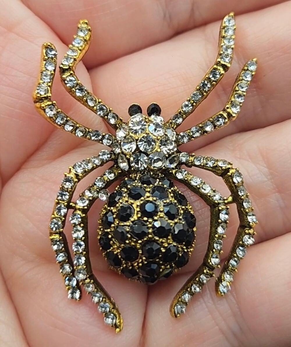 Rhinestone Spider Brooch Black Stone Body Clear Stone Legs Gold Tone Metal